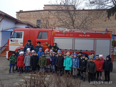 Учим детей противопожарным мероприятиям